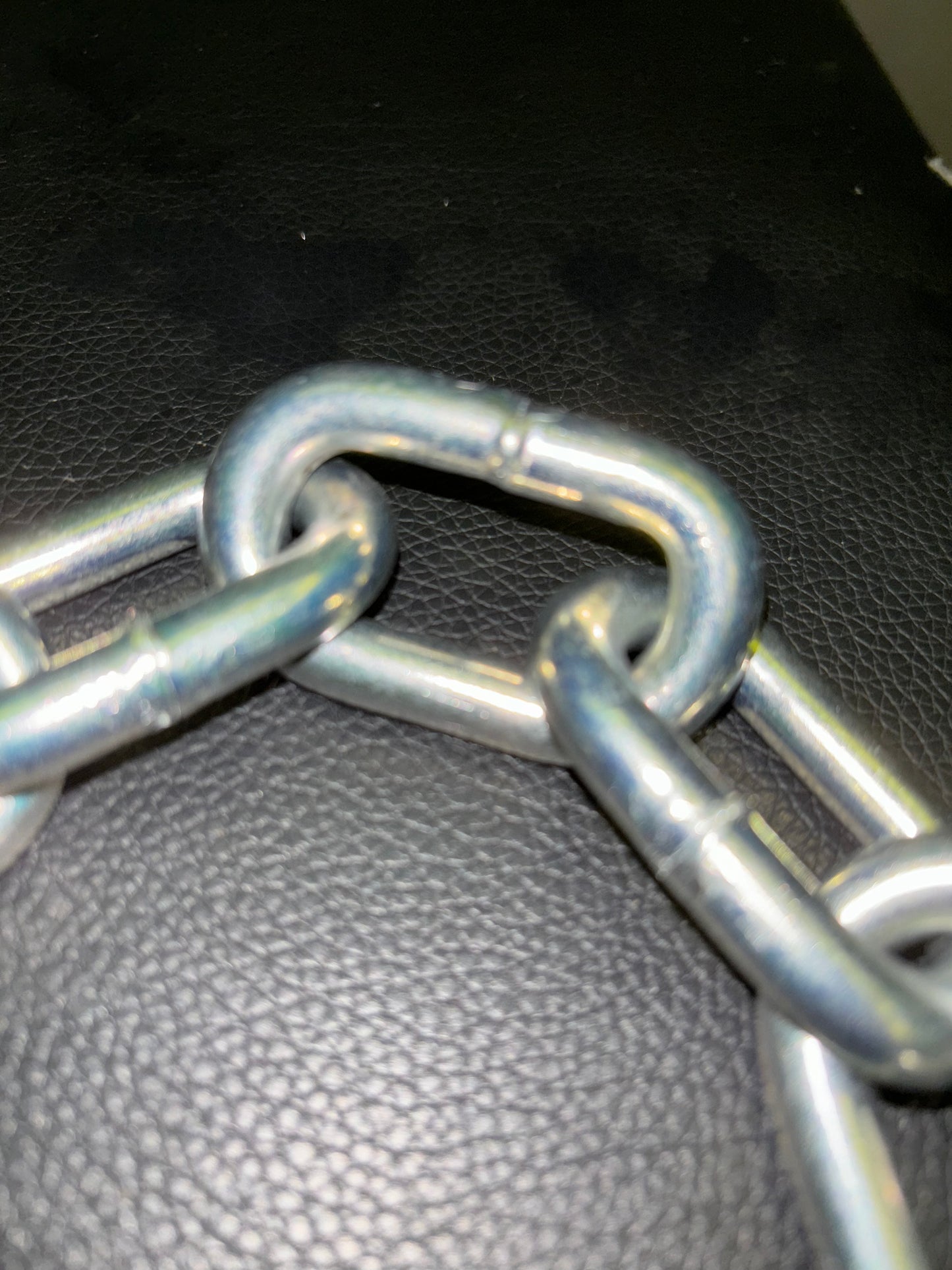 8mm Chain and Padlock