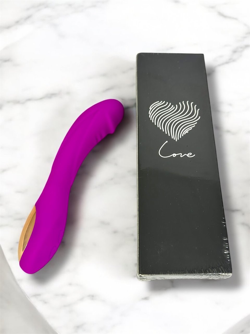 Waterproof Wand Vibrator - Powerful - Great shape - ABSOLUTE BARGAIN
